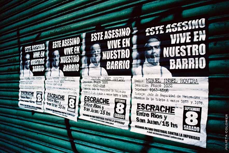 Imagen 3. Escrache a Miguel Ángel Rovira. Foto Julieta Colomer